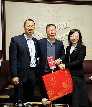 迎新春，送温暖！跳蛋视频
开展走访慰问活动